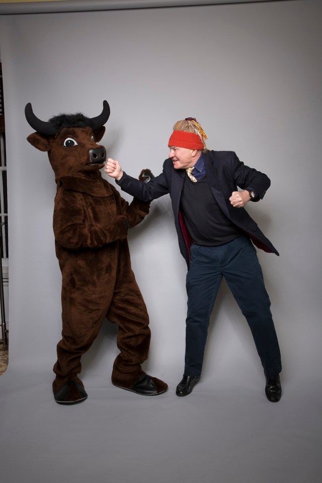 2014_roundtable_fighting_01_0148